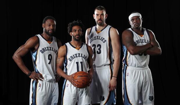 射正率暴跌+机会锐减！TA解析：萨拉赫进攻数据显著下滑（TA解读：萨拉赫进攻表现显著下滑——射门准星跳水、机会产出骤减）