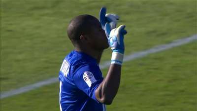 本赛季限制对手在6英尺内最低命中率：戈贝尔46%领跑（本季对手6英尺内命中率最低榜：戈贝尔以46%居首）