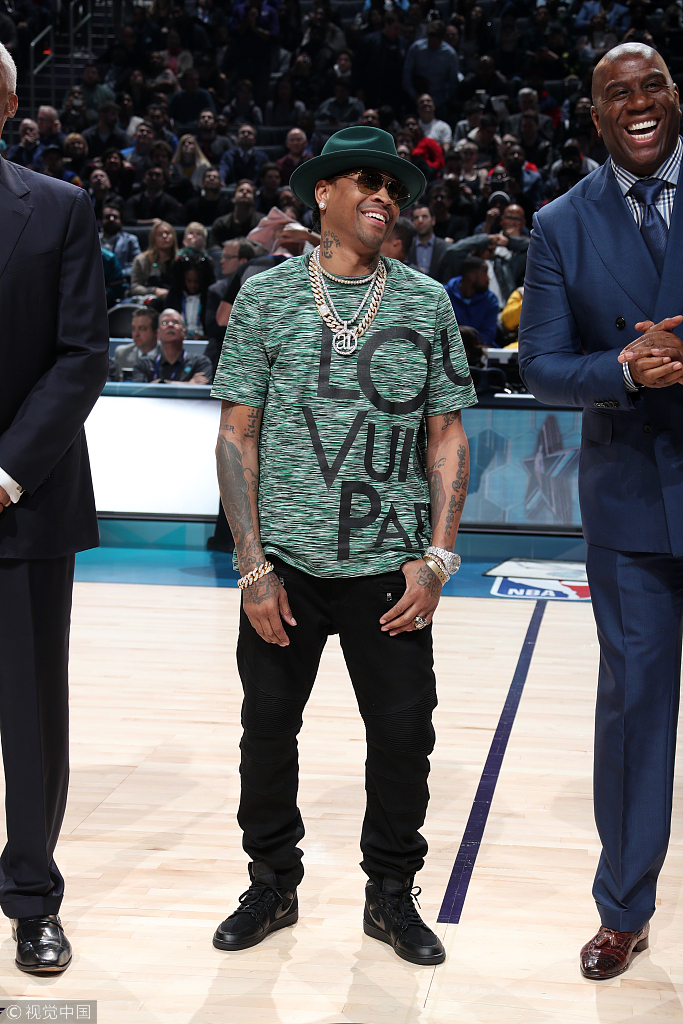 塞尔吉尼奥：莱奥必须面向球门；希望恩昆库能尽快融入（塞尔吉尼奥：莱奥该直指球门，盼恩昆库迅速融入球队）