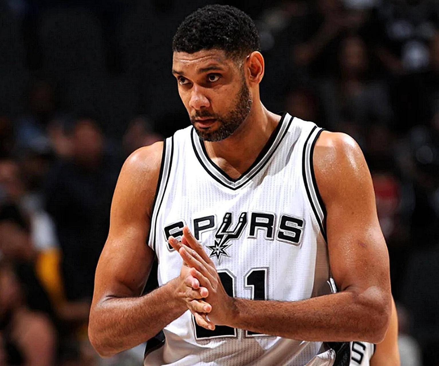 孔蒂：卡拉巴赫非常难对付，我对球队今天的表现很满意（孔蒂称卡拉巴赫难缠，对球队今日表现感到满意）