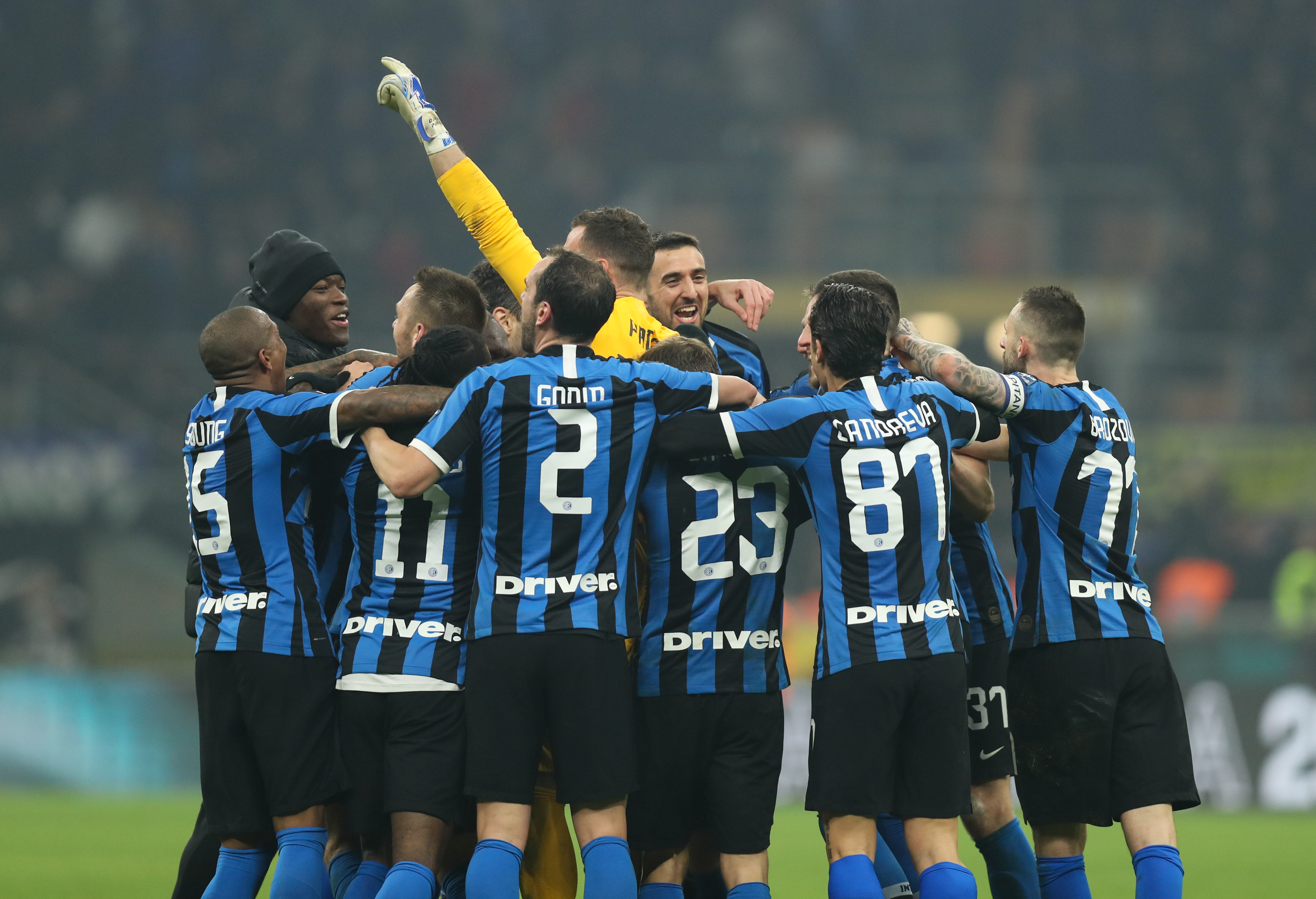 RMC：多纳鲁马正在被巴黎逼向离队边缘，他已知晓自己的处境（RMC：巴黎将多纳鲁马逼至离队边缘，球员已清楚自身处境）