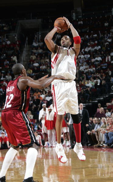 德甲前瞻：多特蒙德联赛主场不败，霍芬海姆进攻火力强劲（德甲前瞻：多特蒙德联赛主场保持不败，霍芬海姆锋线火力凶猛）