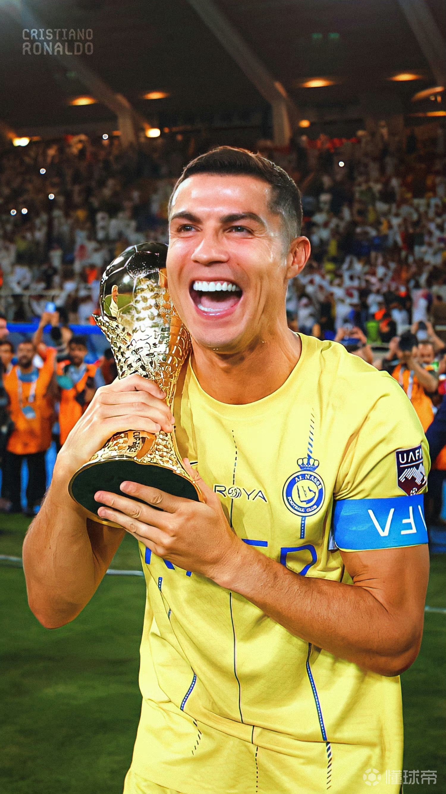 韩鹏：全力以赴完成俱乐部1500分和瓦科夺金靴的目标（韩鹏：为俱乐部1500分与瓦科金靴拼尽全力）