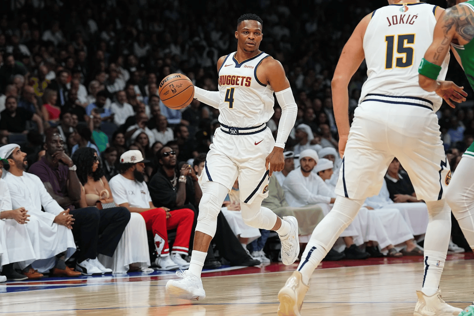 拜仁官方：于帕梅卡诺因负荷管理未进战圣保利大名单（拜仁官宣：出于负荷管理考虑，于帕梅卡诺无缘对阵圣保利名单）