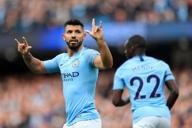 詹姆斯生涯关键时刻出手至少4次投篮的比赛，命中率达59%（詹姆斯职业生涯关键时刻单场出手≥4次时，投篮命中率高达59%）